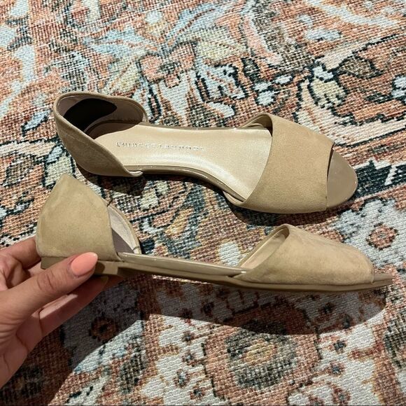 Chinese Laundry Flats - Picture 6 of 8